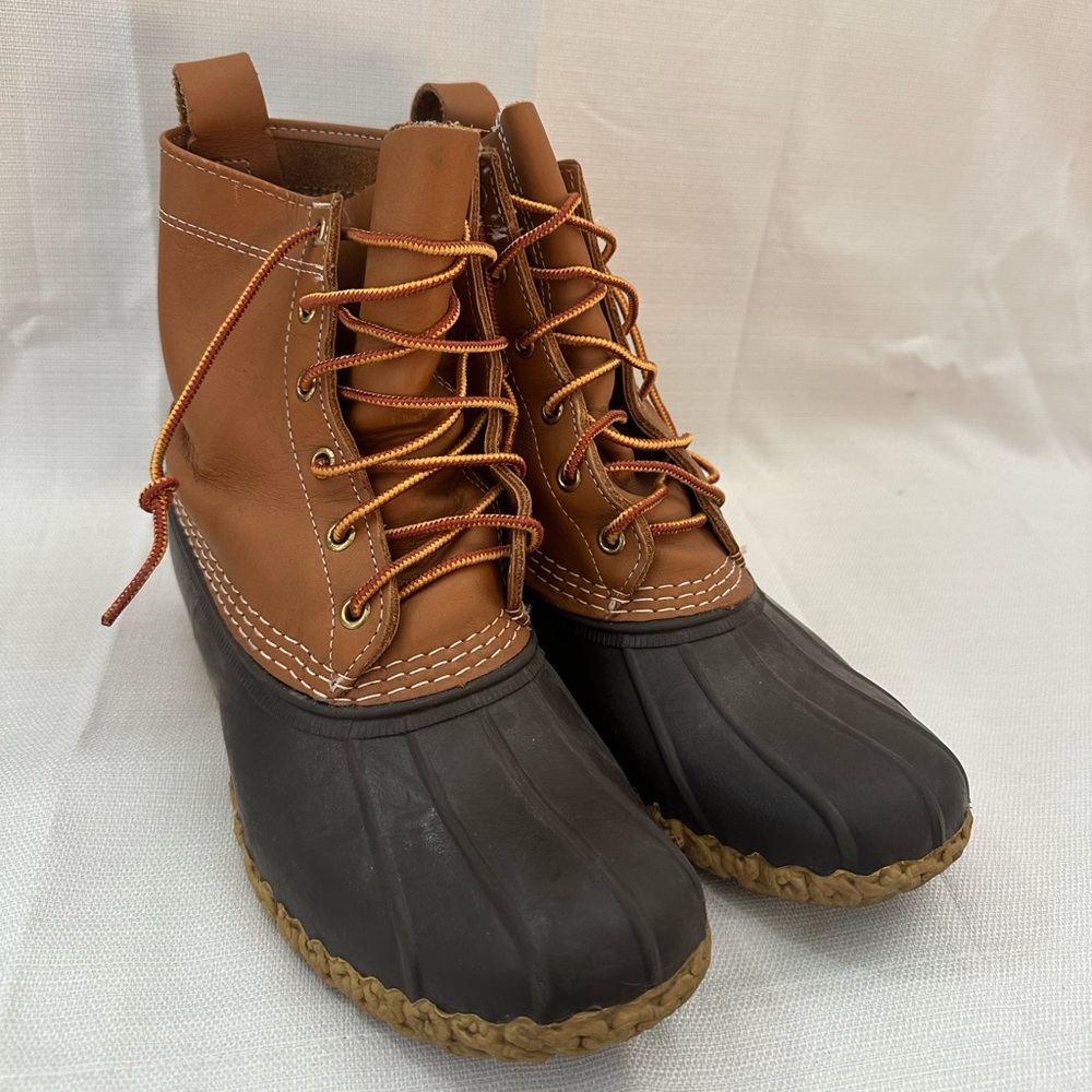 L.L. Bean Women's Two-Tone Brown and Black Duck Boots - 8”